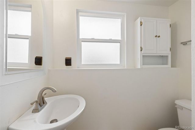 18944 E Carmel Drive, Aurora, CO 80011