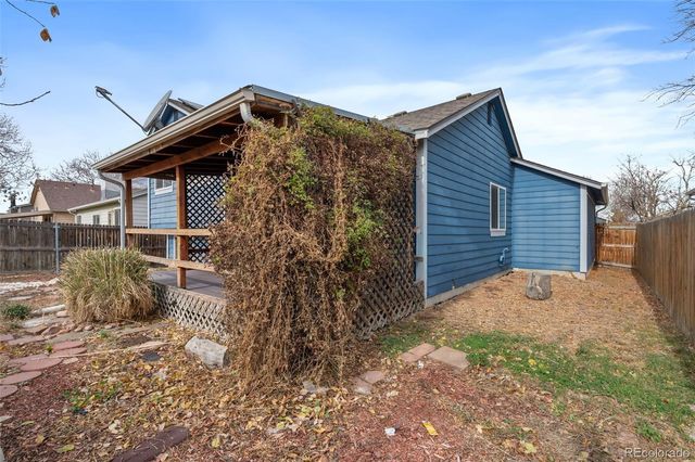 18944 E Carmel Drive, Aurora, CO 80011