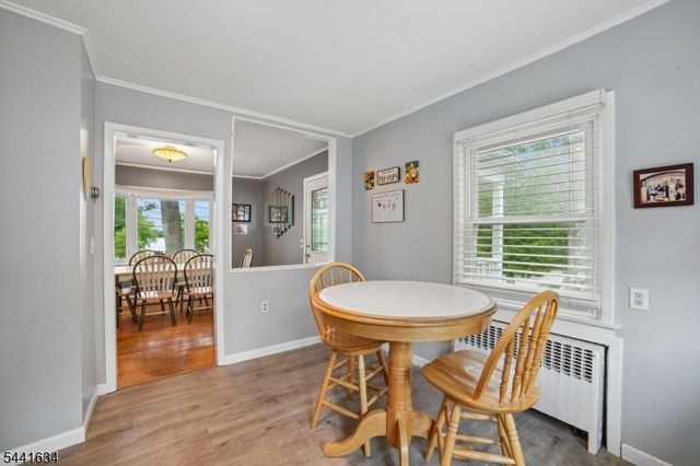 72 Lake Dr East, Wayne Twp., NJ 07470