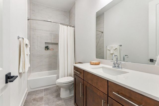 112 Capalin CT, Liberty Hill, TX 78642