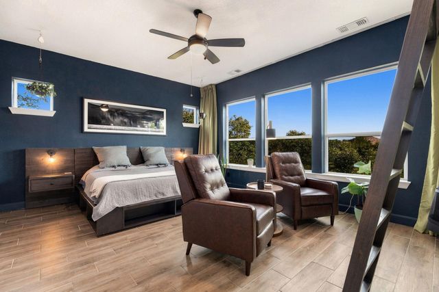 112 Capalin CT, Liberty Hill, TX 78642