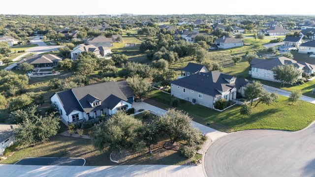 112 Capalin CT, Liberty Hill, TX 78642