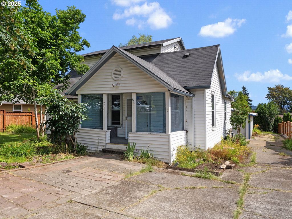 6555 LOWRY Dr, West Linn, OR 97068