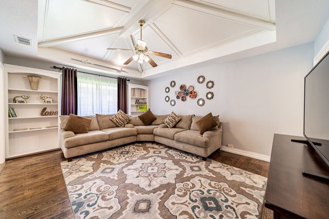 3305 Eisenhower Lane, Plano, TX 75023