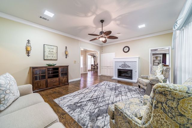 3305 Eisenhower Lane, Plano, TX 75023