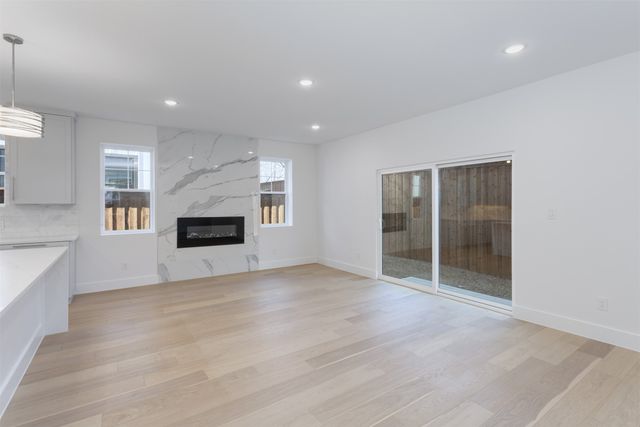 708 W White Avenue, Mckinney, TX 75069