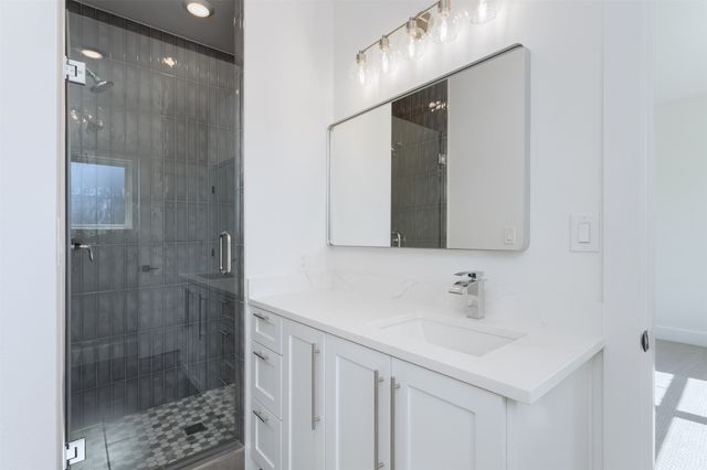 708 W White Avenue, Mckinney, TX 75069