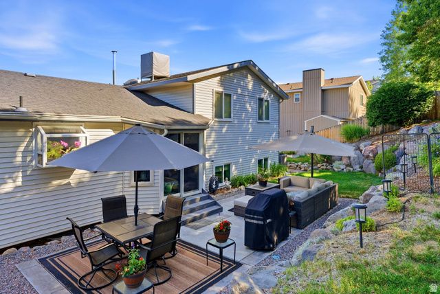 11875 S ELM RIDGE RD, Sandy, UT 84094