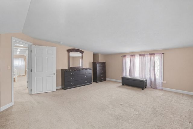 10715 Diversey Avenue, Melrose Park, IL 60164