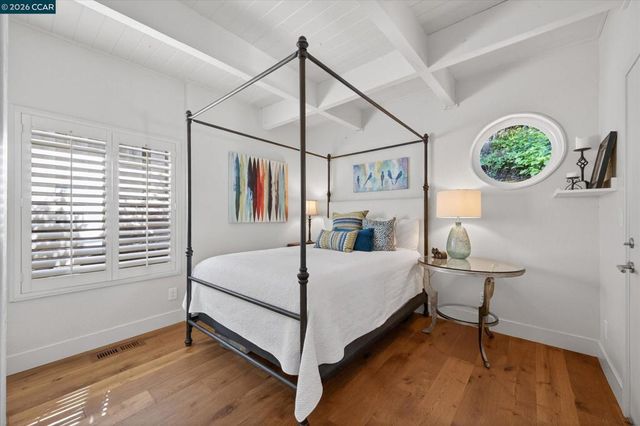 79 California Ave, Orinda, CA 94563