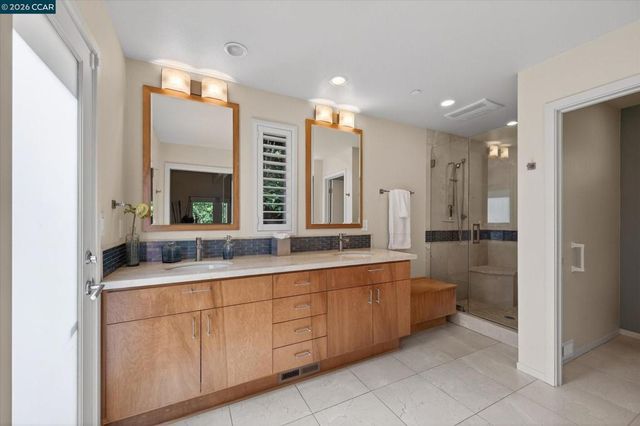 79 California Ave, Orinda, CA 94563