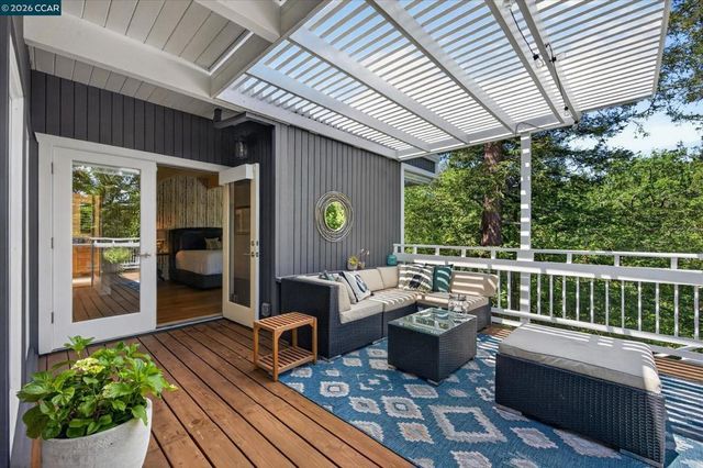 79 California Ave, Orinda, CA 94563