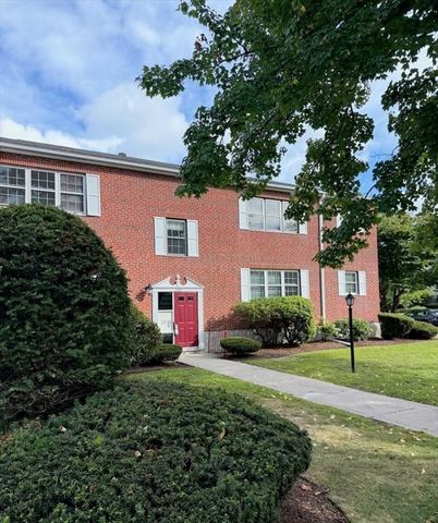 169 Lake Shore 2, Boston, MA 02135