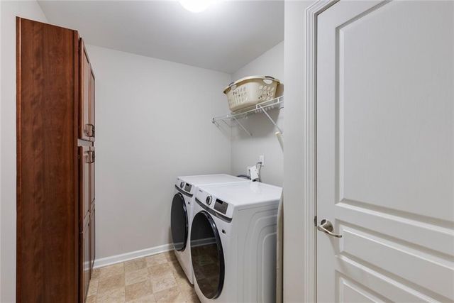 1561 Trailview NE Way, Atlanta, GA 30329