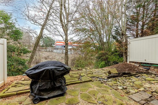 1561 Trailview NE Way, Atlanta, GA 30329