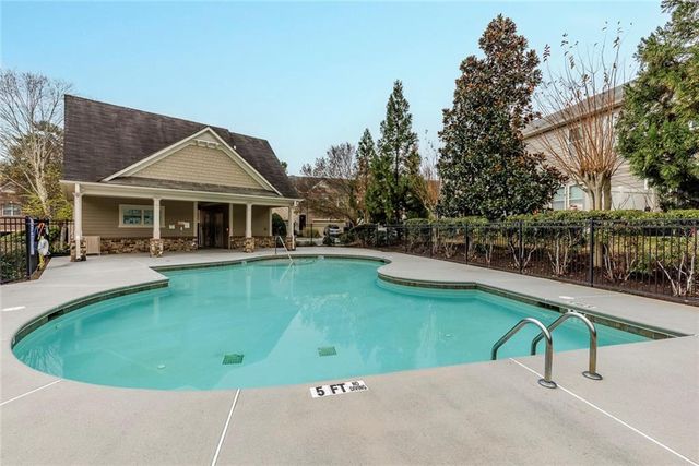 1561 Trailview NE Way, Atlanta, GA 30329