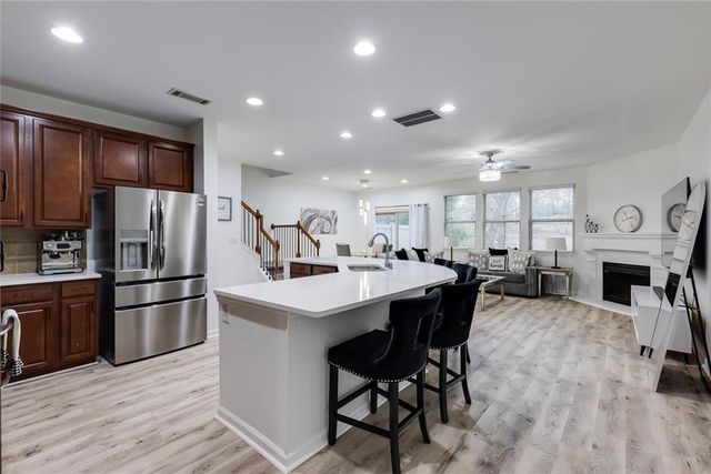 1561 Trailview NE Way, Atlanta, GA 30329