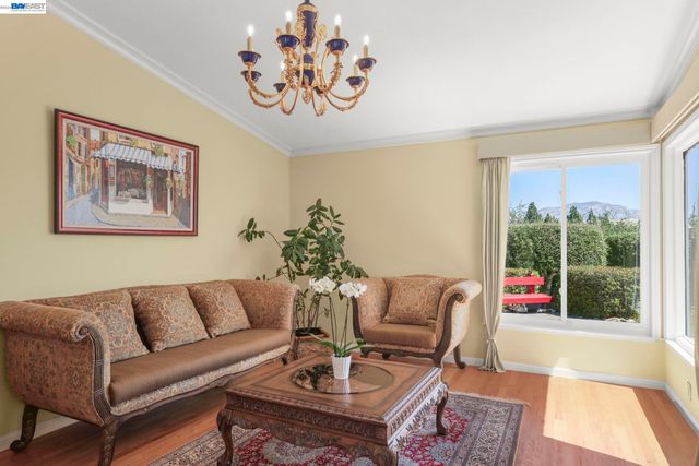 86 Jamaica Dr, San Ramon, CA 94582