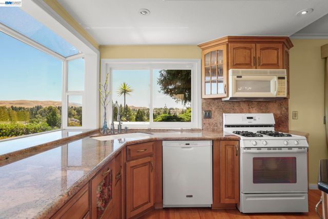 86 Jamaica Dr, San Ramon, CA 94582