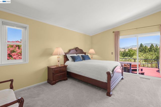 86 Jamaica Dr, San Ramon, CA 94582