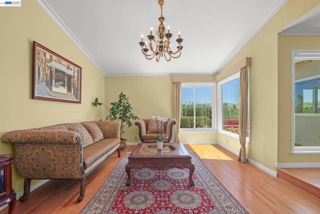 86 Jamaica Dr, San Ramon, CA 94582