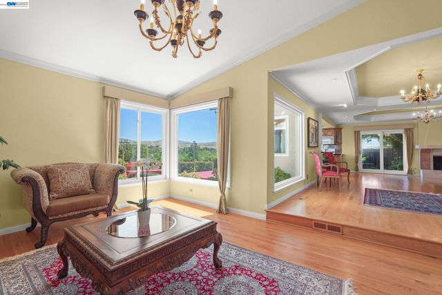 86 Jamaica Dr, San Ramon, CA 94582