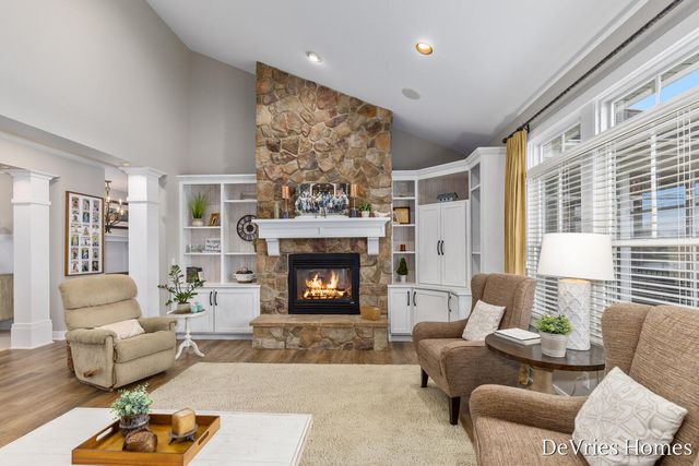 4045 Antigo Court SW, Grandville, MI 49418