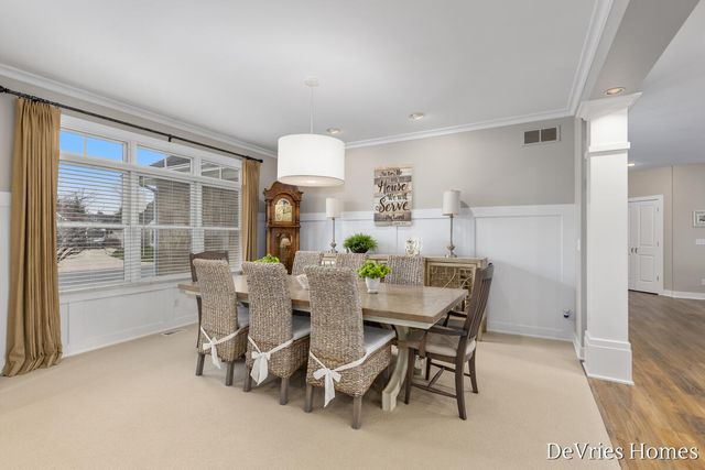 4045 Antigo Court SW, Grandville, MI 49418