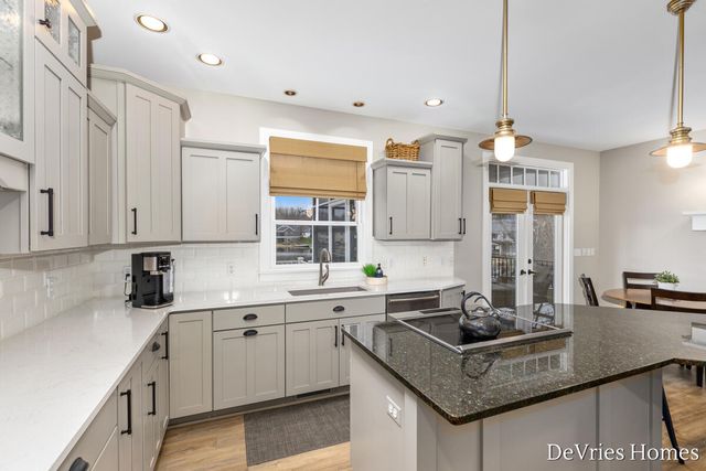 4045 Antigo Court SW, Grandville, MI 49418