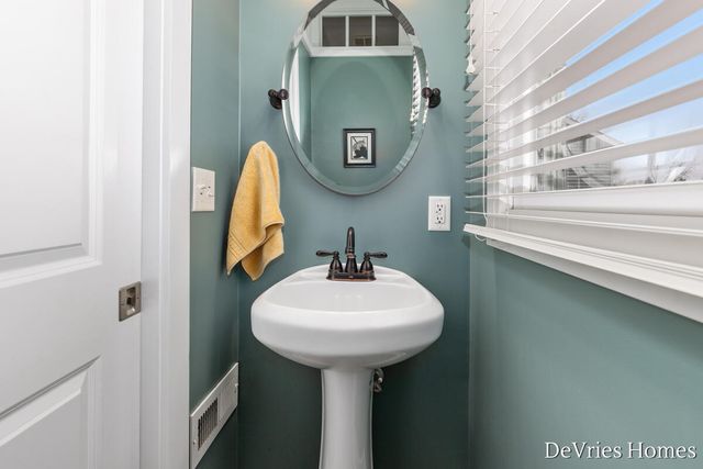 4045 Antigo Court SW, Grandville, MI 49418
