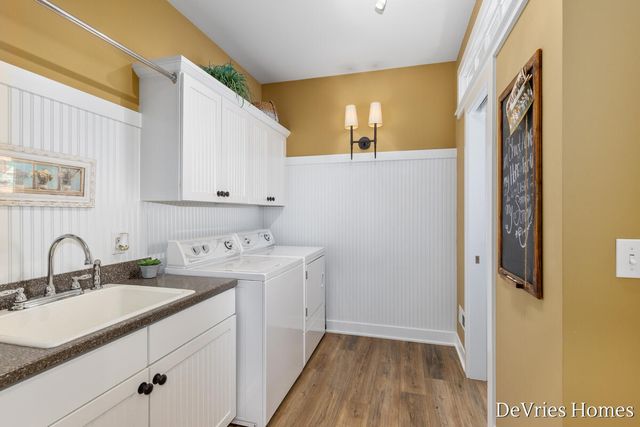 4045 Antigo Court SW, Grandville, MI 49418