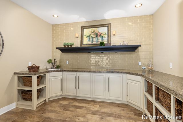 4045 Antigo Court SW, Grandville, MI 49418