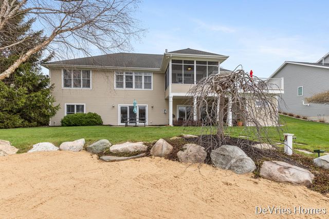 4045 Antigo Court SW, Grandville, MI 49418