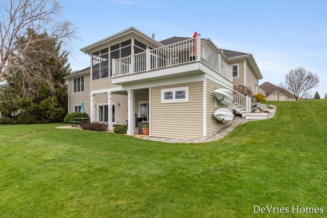 4045 Antigo Court SW, Grandville, MI 49418