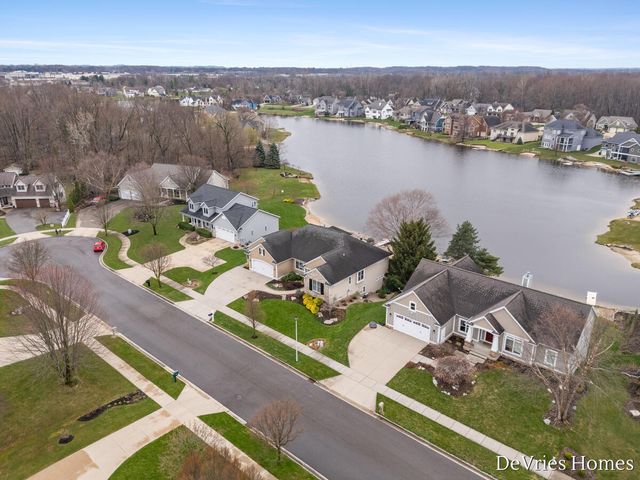 4045 Antigo Court SW, Grandville, MI 49418