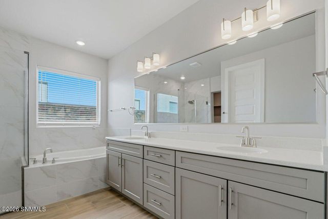 7408 San Eduardo Street, Las Cruces, NM 88012