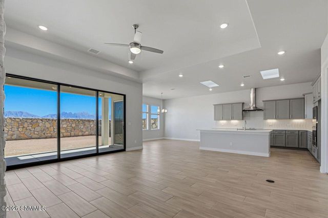 7408 San Eduardo Street, Las Cruces, NM 88012