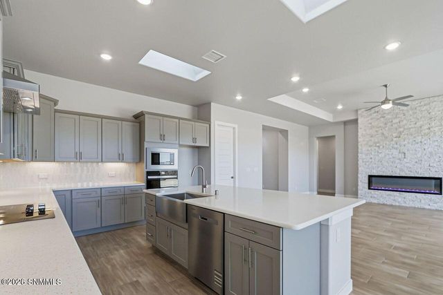 7408 San Eduardo Street, Las Cruces, NM 88012