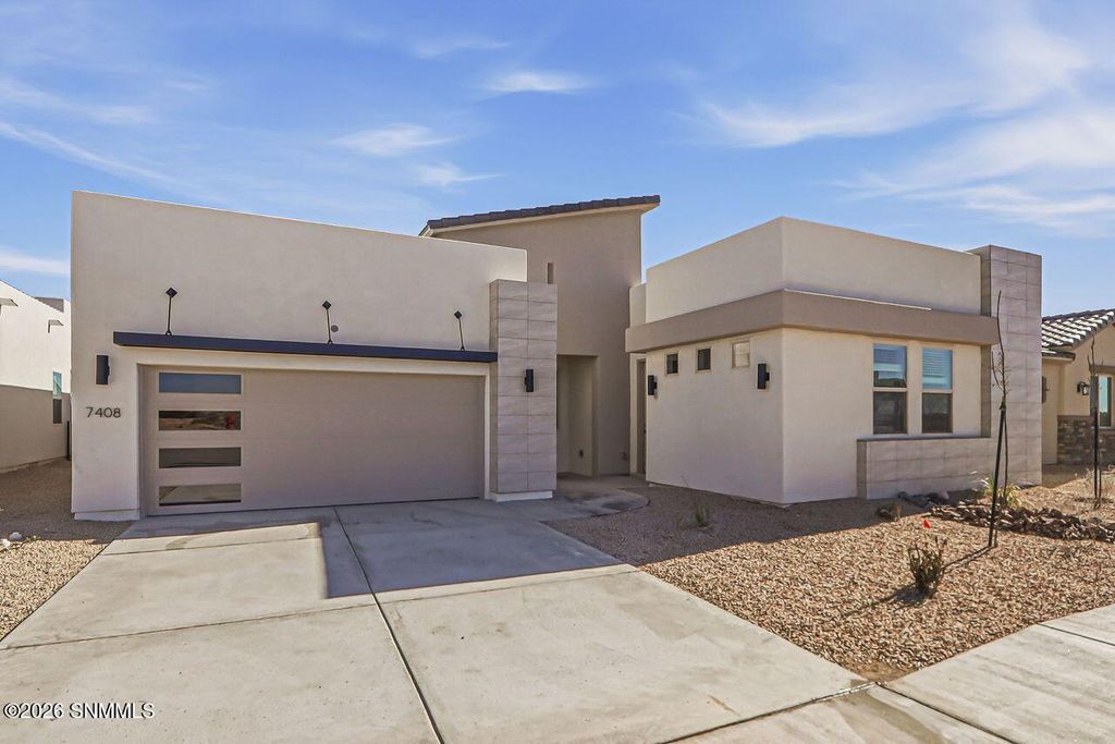 7408 San Eduardo Street, Las Cruces, NM 88012