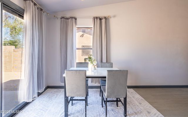 2800 W Calle De Rosita, Tucson, AZ 85746