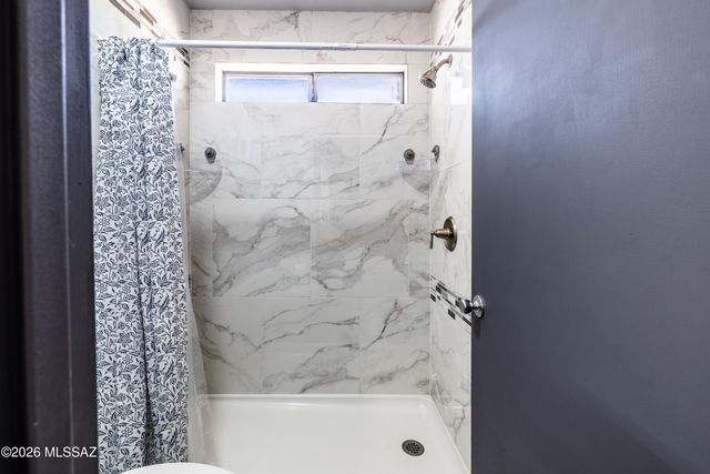 2800 W Calle De Rosita, Tucson, AZ 85746