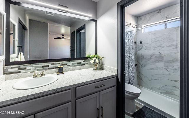 2800 W Calle De Rosita, Tucson, AZ 85746