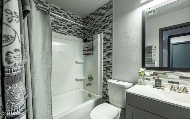 2800 W Calle De Rosita, Tucson, AZ 85746