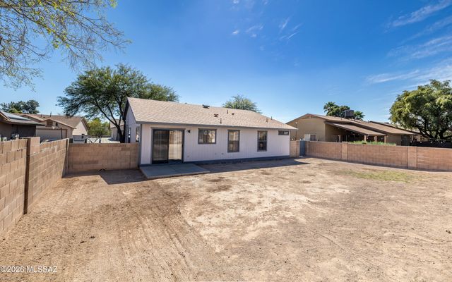 2800 W Calle De Rosita, Tucson, AZ 85746