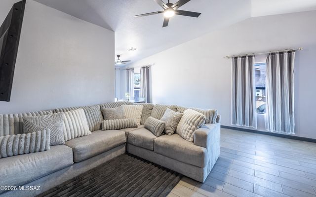 2800 W Calle De Rosita, Tucson, AZ 85746