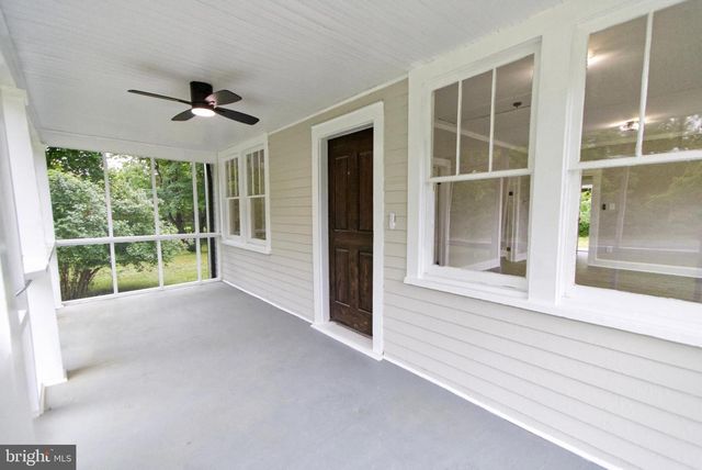 7244 FREDERICKSBURG TPKE, Woodford, VA 22580