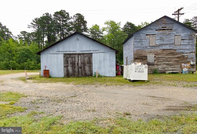 7244 FREDERICKSBURG TPKE, Woodford, VA 22580