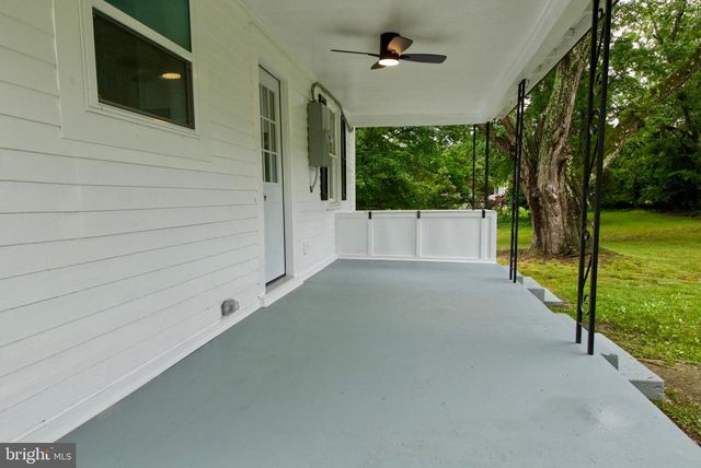 7244 FREDERICKSBURG TPKE, Woodford, VA 22580