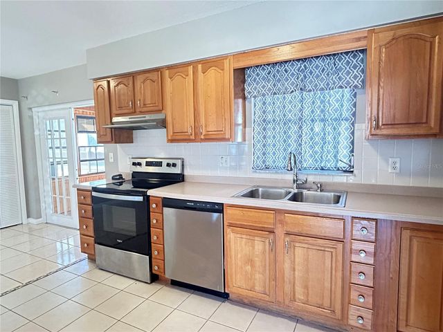 1510 AVENUE D NE, Winter Haven, FL 33881