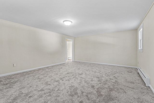 8 Main St 2 R, Pepperell, MA 01463
